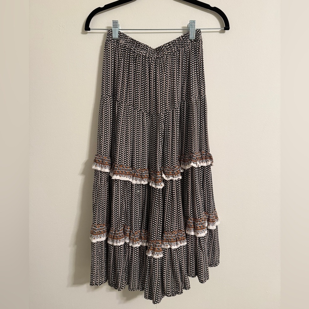 BEACHGOLD Black and White Maxi Skirt
